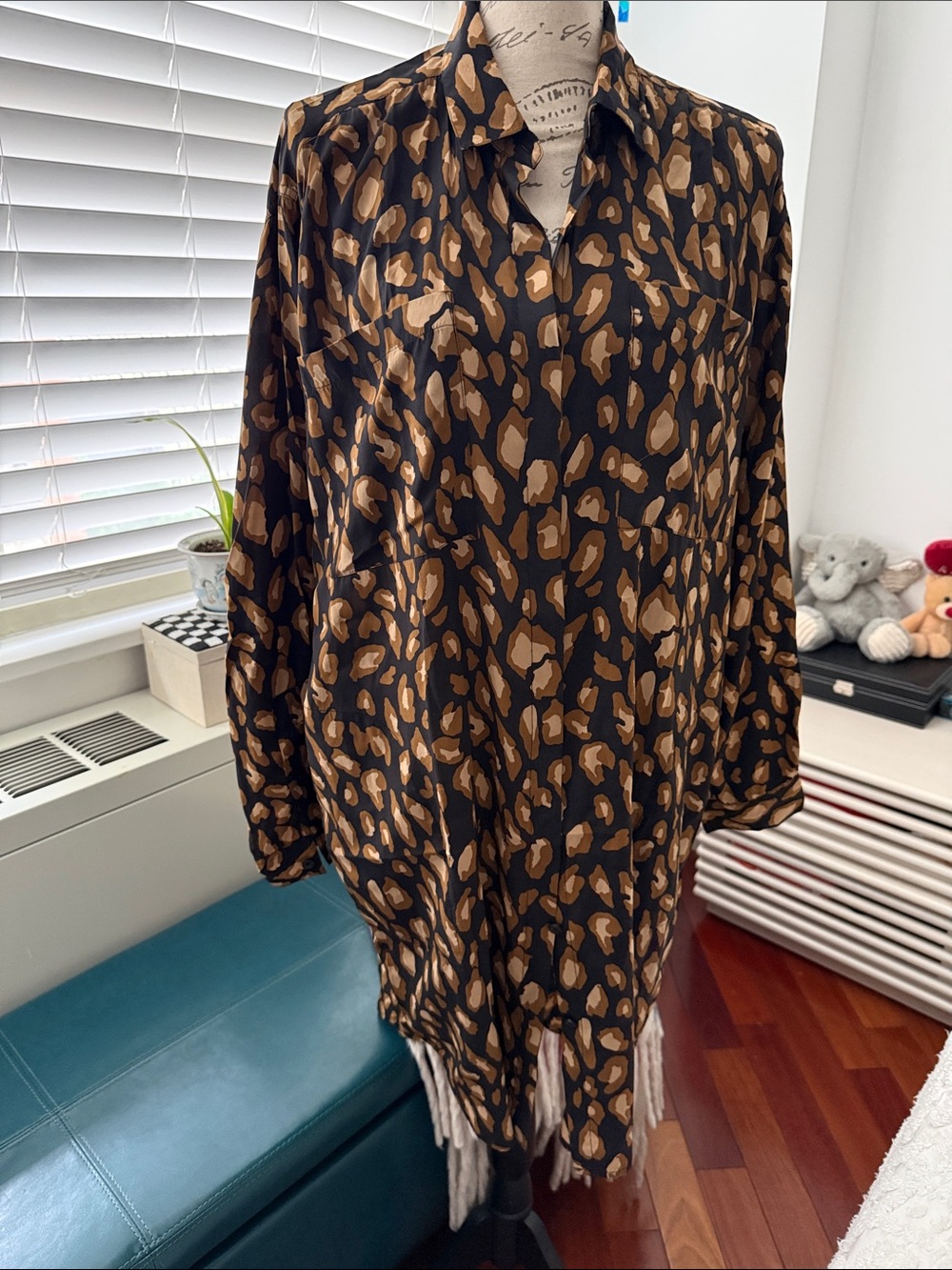DKNY Silk blend Leopard Print tunic Blouse